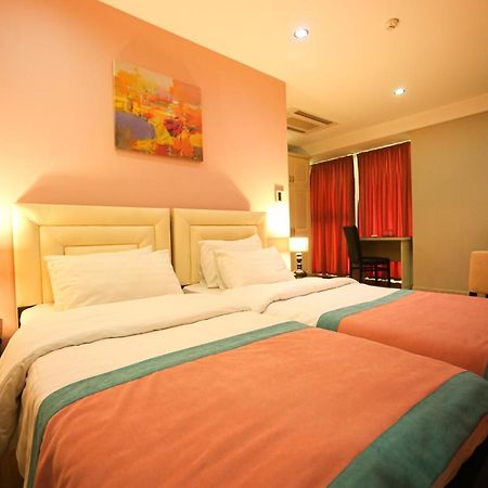 Dolabauri Hotel Тбілісі Екстер'єр фото